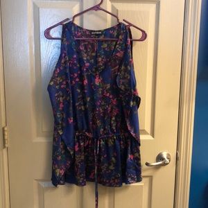 Cape Sleeved Express Top